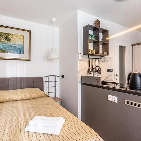 Inn The Center Zagreb Studio Apartment Extérieur photo